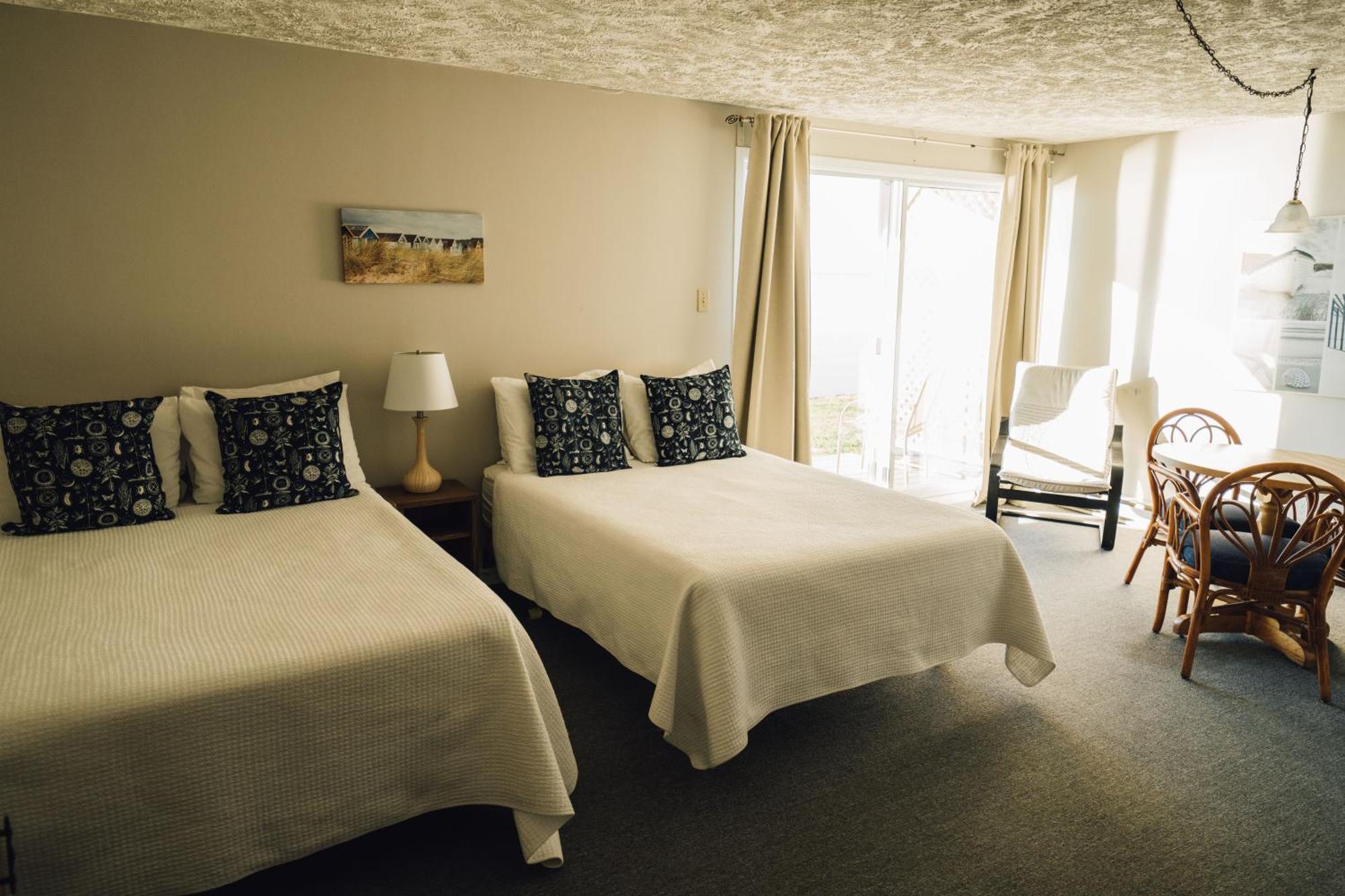Auberge Sur Mer Notre-Dame-du-Portage Kültér fotó